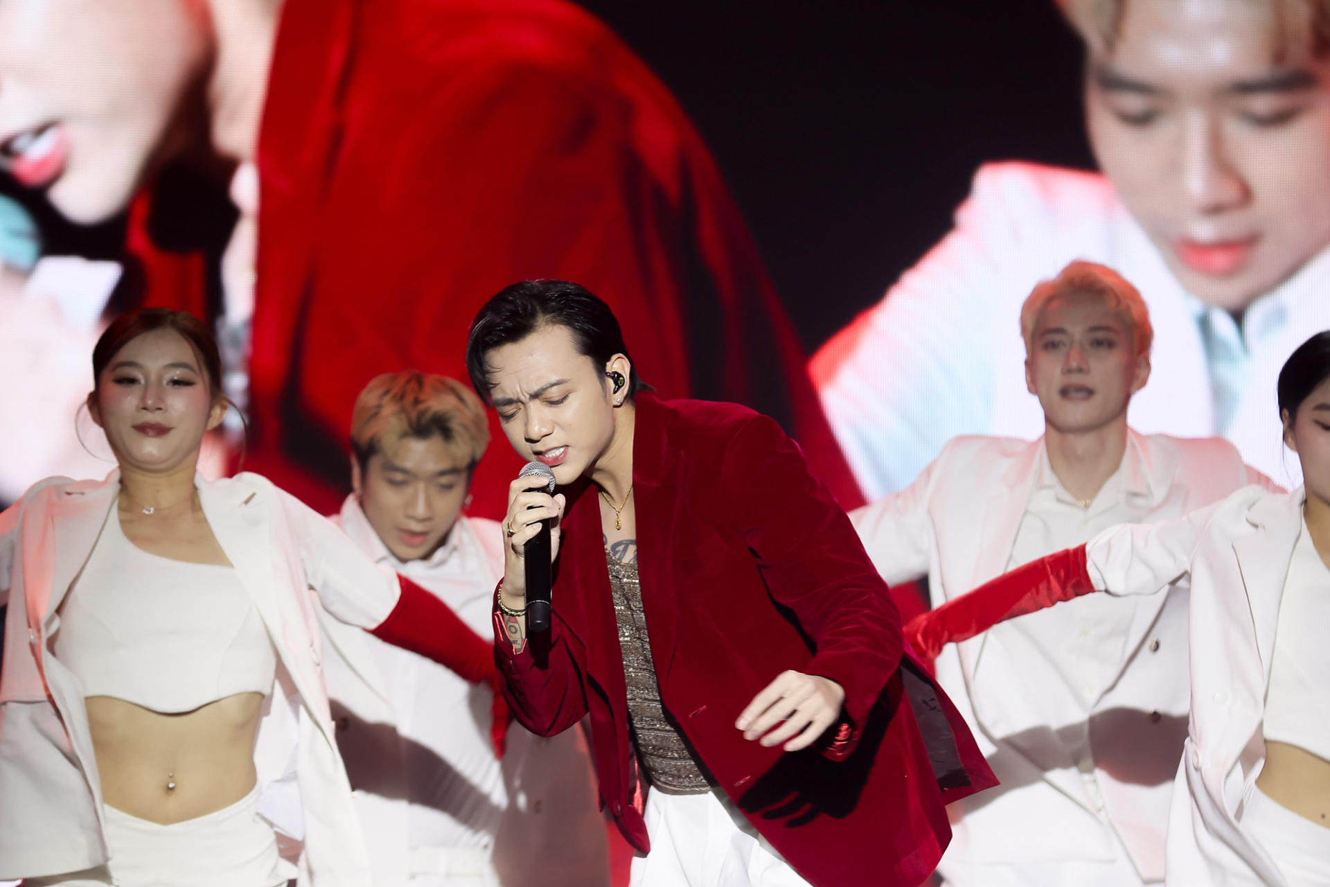 3 mùa Better Choice Awards bùng nổ, chờ đón chương mới tại Gala 2026