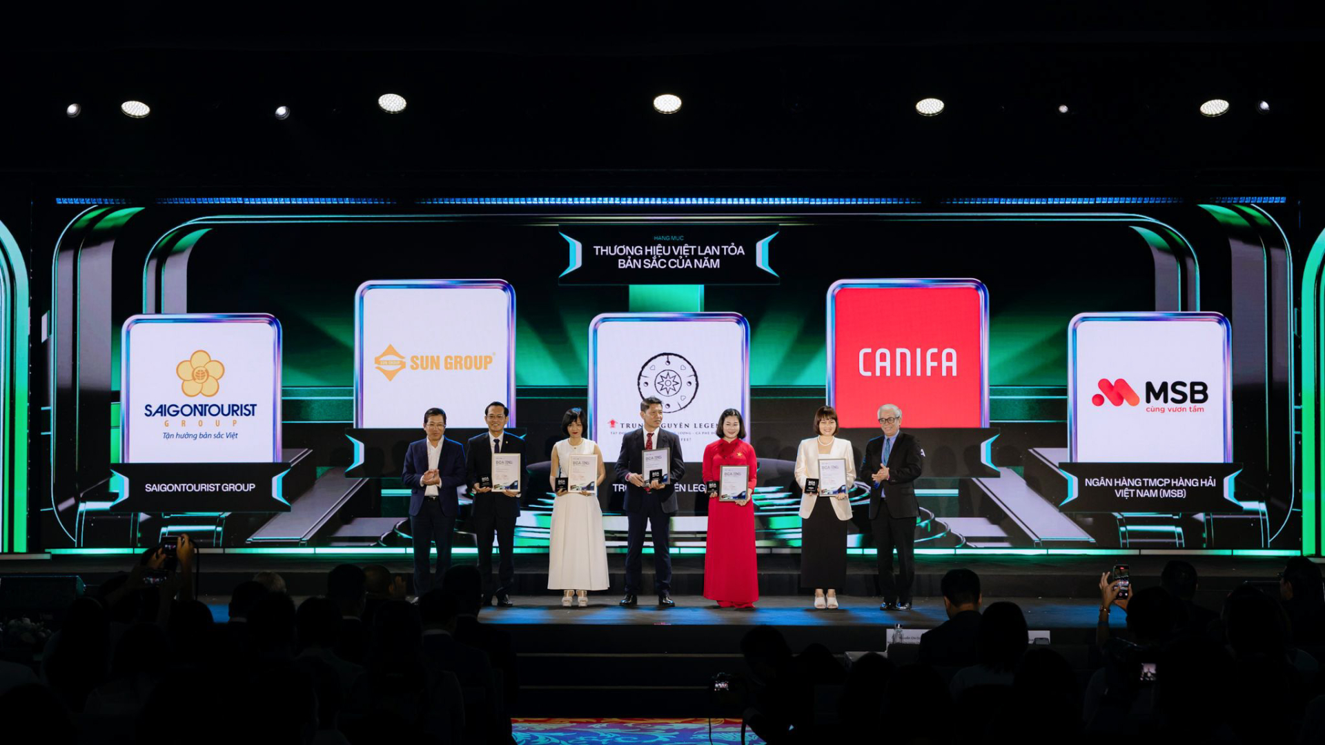Gala Better Choice Awards 2026: 45 hạng mục được vinh danh, bùng nổ với những màn trình diễn mãn nhãn