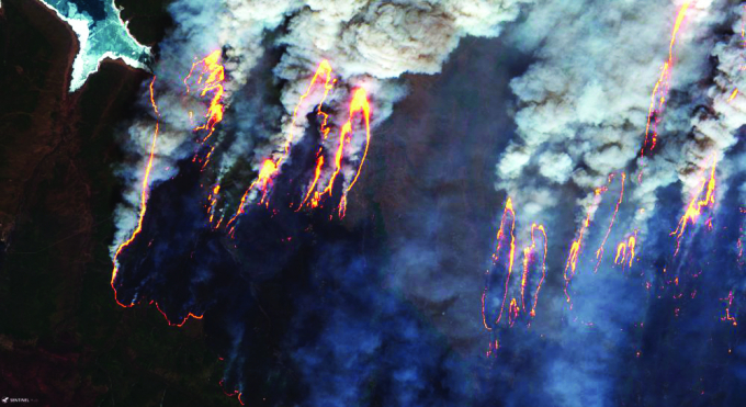 Đám cháy dài ngày ở Sisimiut khiến khí hậu trở nên khô, nóng bất thường