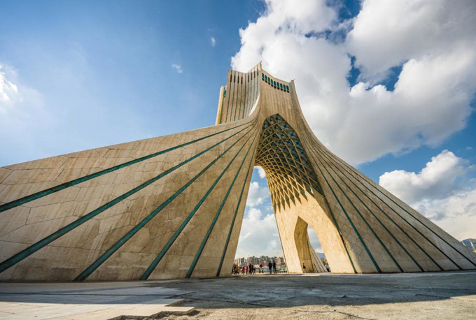 Tháp Azadi tại thủ đô Tehran.