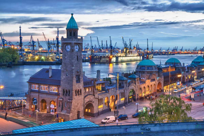 Thành phố cảng Hamburg, Đức.