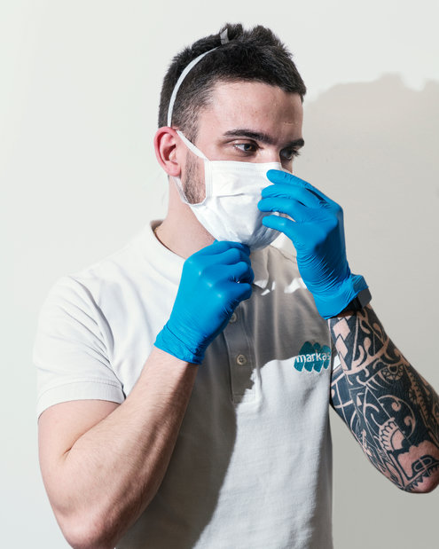 Marco Scalvini, 25 tuổi, quản lý dịch vụ vệ sinh tại bệnh viện ở Bergamo