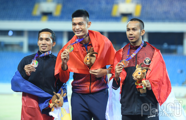 Vận động viên nhảy xa Nguyễn Tiến Trọng giành huy chương vàng.