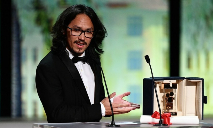Đạo diễn Phạm Thiên Ân nhận giải Camera d'Or cho phim đầu tay xuất sắc tại LHP Cannes 2023.