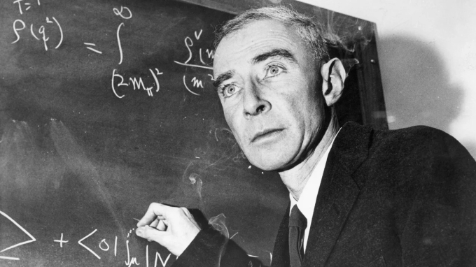 Ông Oppenheimer được xem là cha đẻ của bom nguyên tử (Ảnh: Getty Images/CNN)