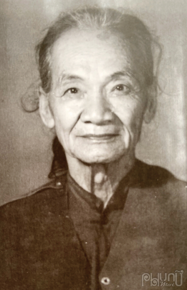Tác giả cuốn sách, nghệ sĩ thiền họa Trịnh Hữu Ngọc.