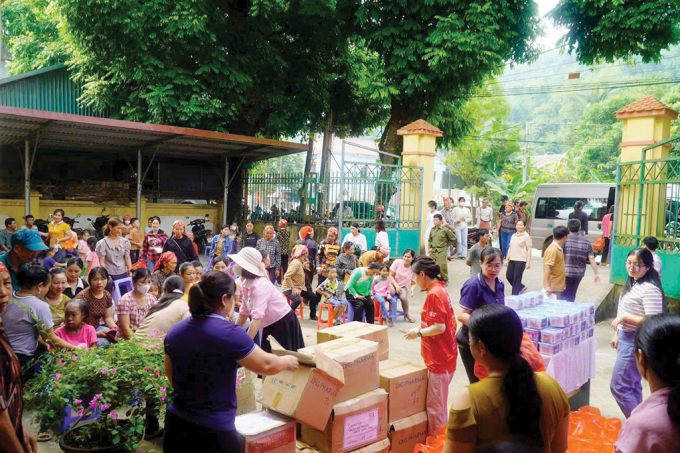 Nhật ký hành trình “gieo hơi ấm” trong tâm lũ dữ