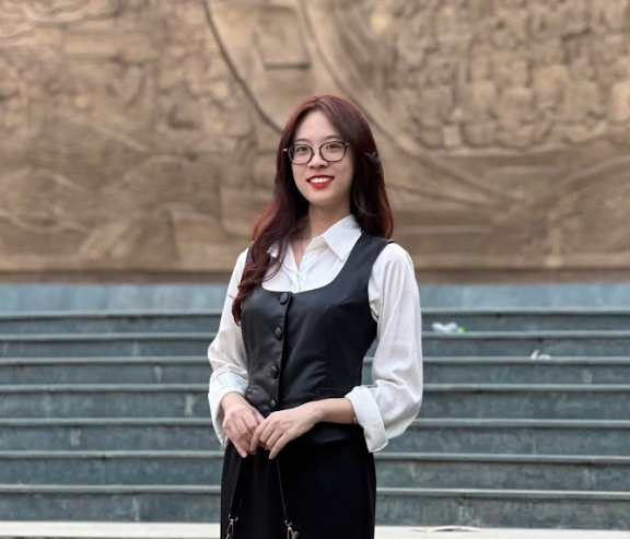 Nữ sinh Ngô Phương Trang