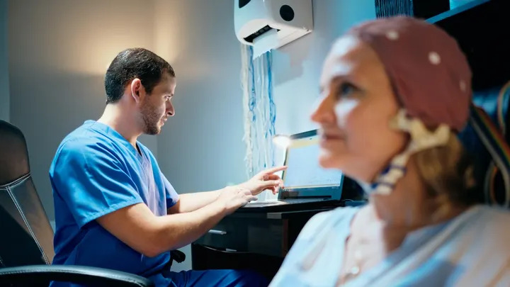 Công nghệ sóng não giúp nhận diện Alzheimer: chỉ mất 3 phút, phát hiện bệnh sớm trước 20 năm