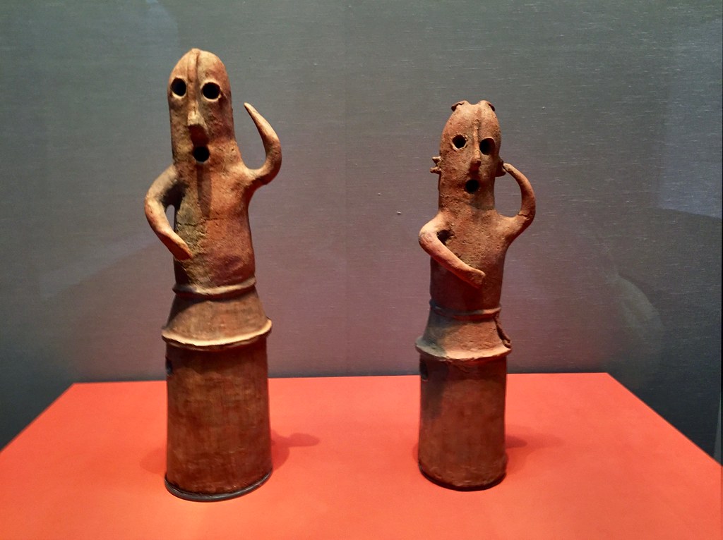 Bí ẩn những bức tượng đất nung được cho là nơi lưu giữ linh hồn của người chết