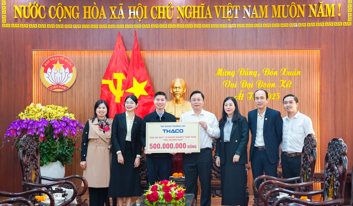 THACO AUTO được vinh danh “Gương điển hình tiên tiến” tại Đại hội Thi đua yêu nước TP. Đà Nẵng lần thứ I