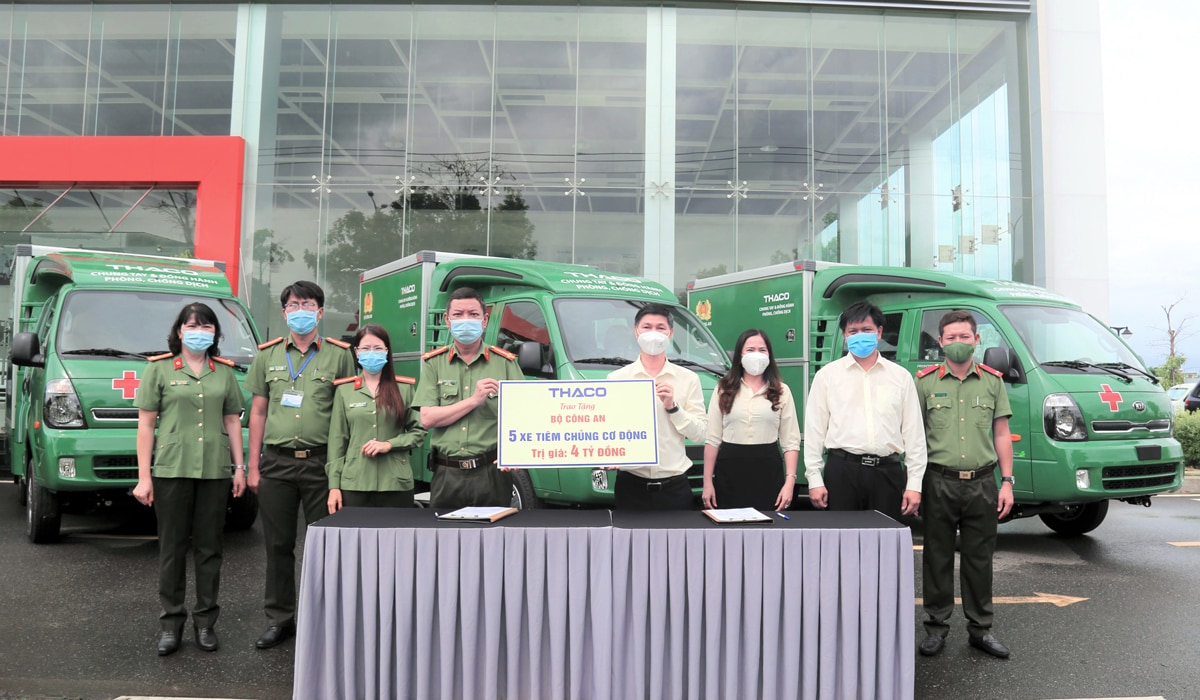 THACO AUTO tích cực tham gia các hoạt động xã hội trên cả nước