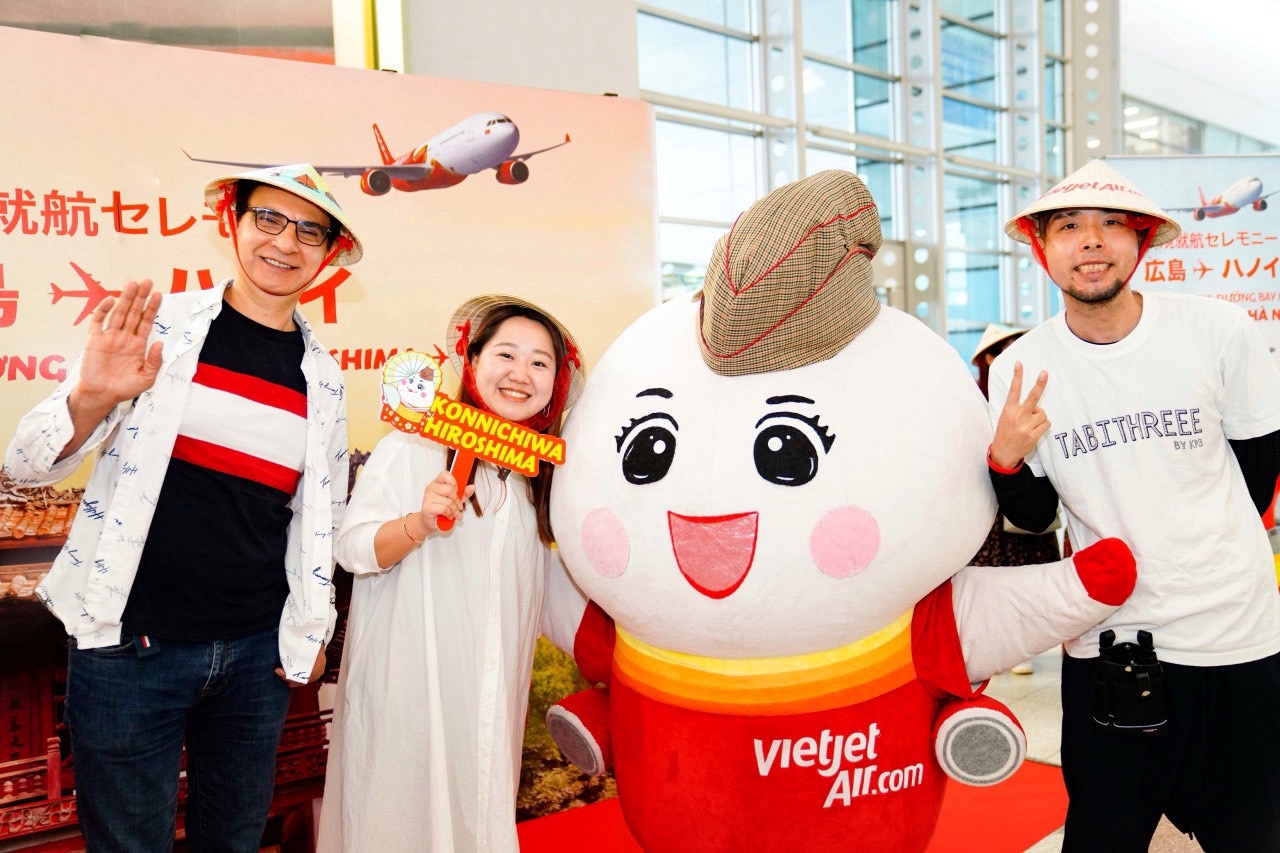 Cùng Vietjet khám phá mùa lễ hội tại Hiroshima (Nhật Bản) với vé ưu đãi chỉ từ 0 đồng