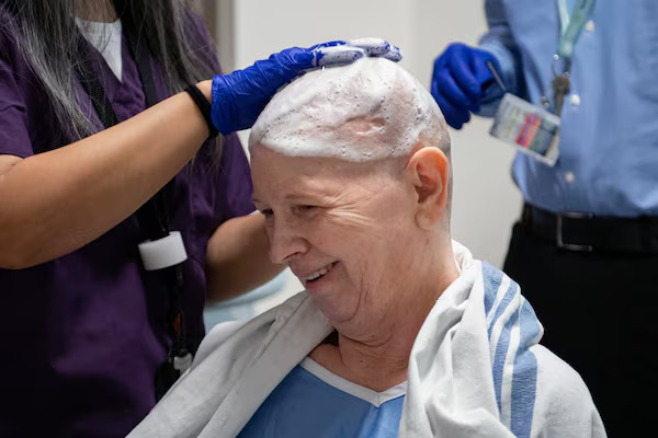 Canada tìm ra kỹ thuật mới giúp bệnh nhân ung thư não sống thêm nhiều năm