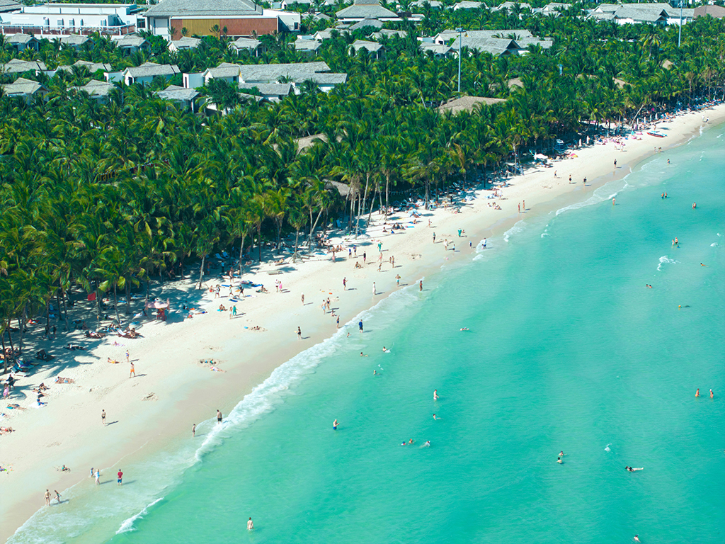 Bãi Kem Phú Quốc - một trong những bãi biển đẹp nhất hành tinh