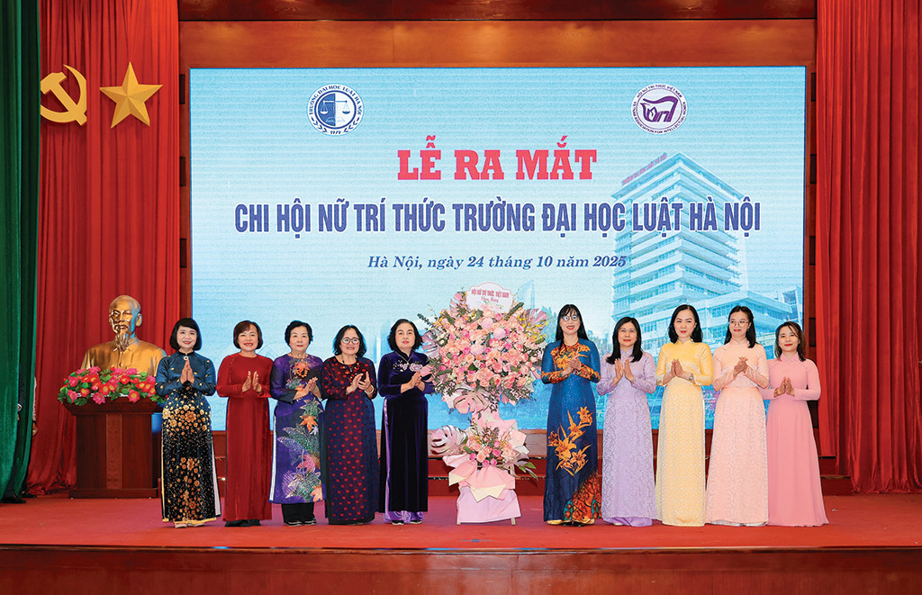 Ra mắt Chi hội Nữ trí thức Trường Đại học Luật Hà Nội