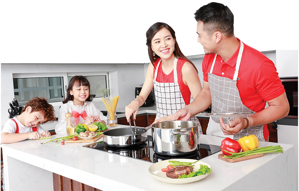 Bếp ấm ngày Tết thời 4.0: Khi phụ nữ tỏa sáng cùng công nghệ trong từng món ăn