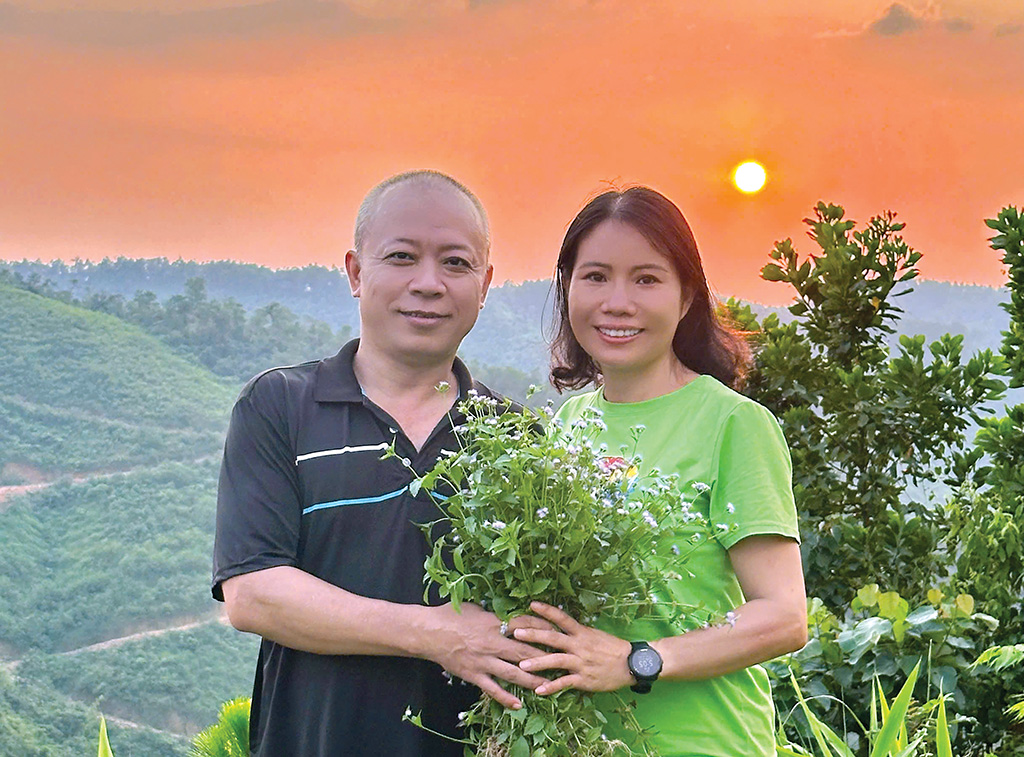 Vợ chồng Tiến sĩ Nguyễn Thị Thúy Hường