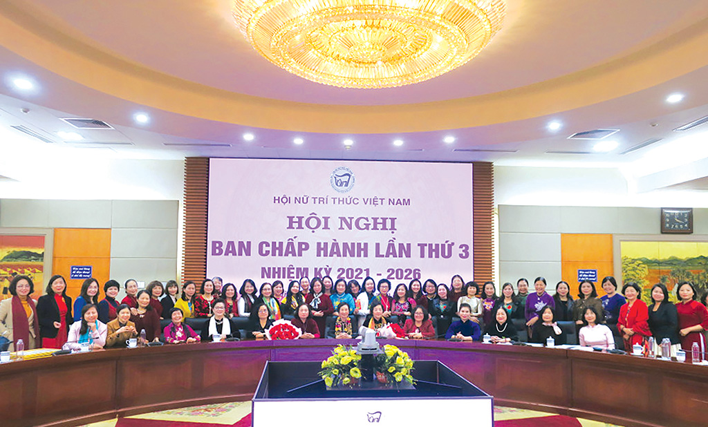 Hội nghị BCH khóa III lần thứ 3