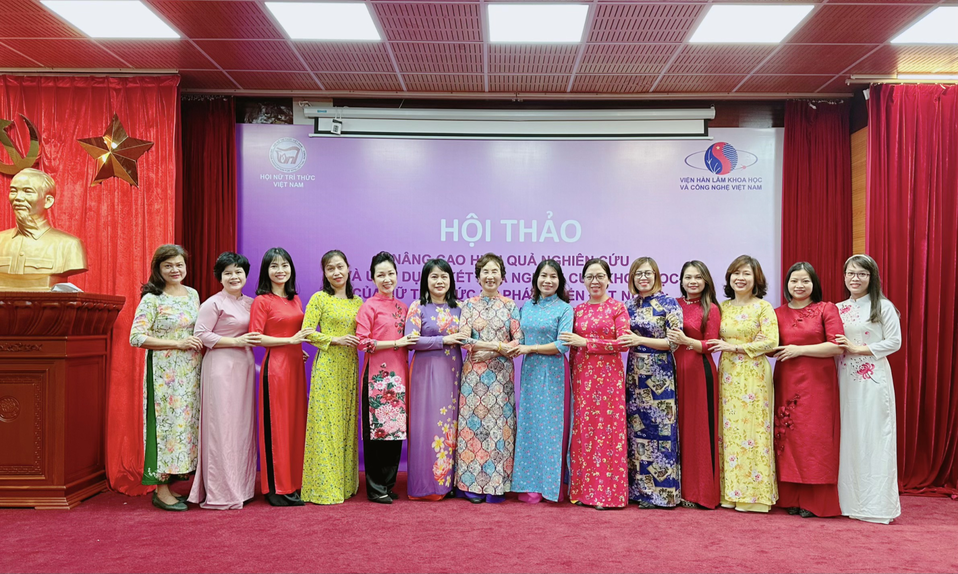 Chi hội Nữ trí thức Viện Hàn lâm Khoa học và Công nghệ Việt Nam tham gia tổ chức Hội thảo “Nâng cao hiệu quả nghiên cứu và ứng dụng kết quả nghiên cứu khoa học của nữ trí thức để phát triển đất nước: Thực trạng và giải pháp”.