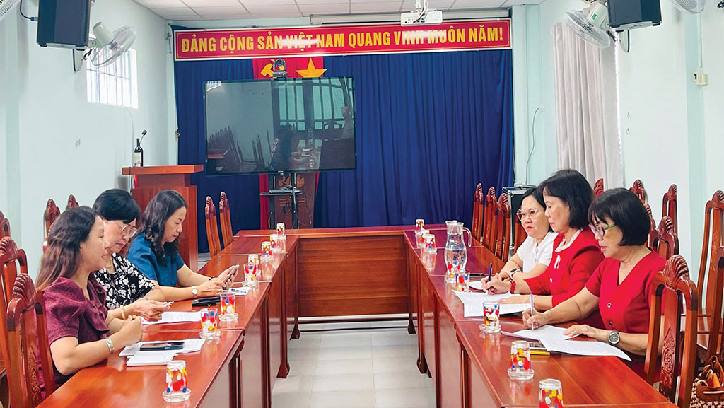 Ban chấp hành Chi hội Nữ trí thức Gia Lai duy trì họp định kỳ