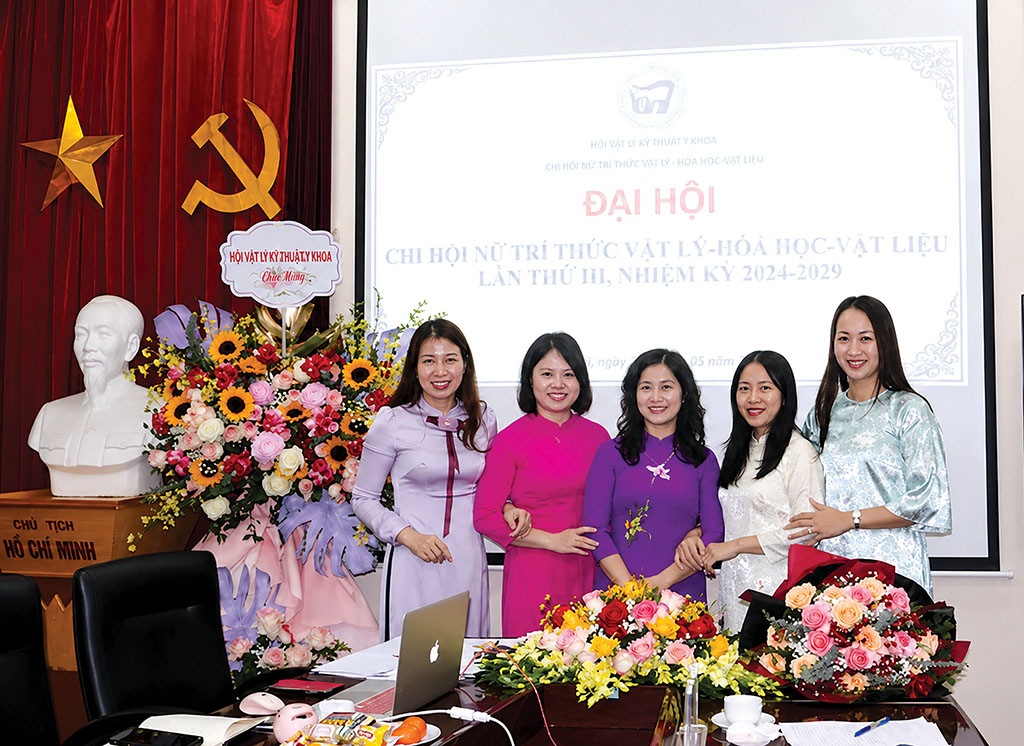 Ban Chấp hành Chi hội Nữ Trí thức Vật lý- Hóa học-Vật liệu nhiệm kỳ 2024–2029.