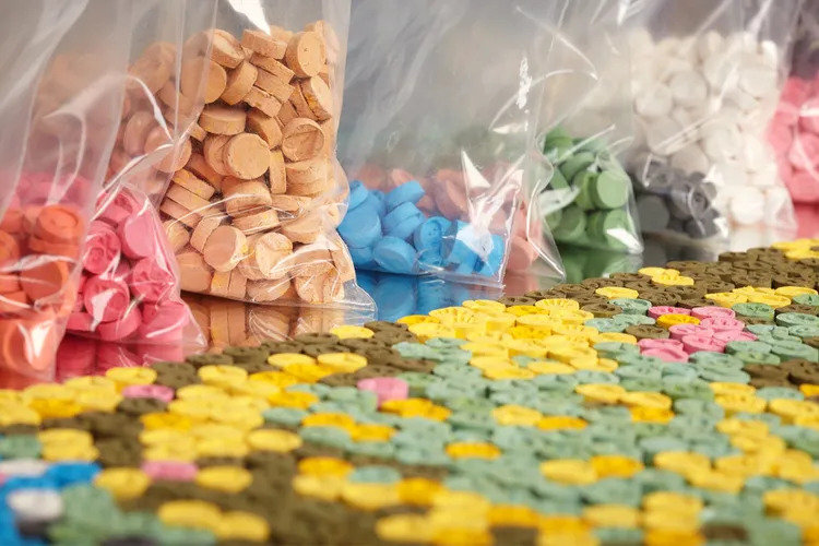 New Zealand phê duyệt sử dụng thuốc MDMA trong điều trị PTSD nghiêm trọng