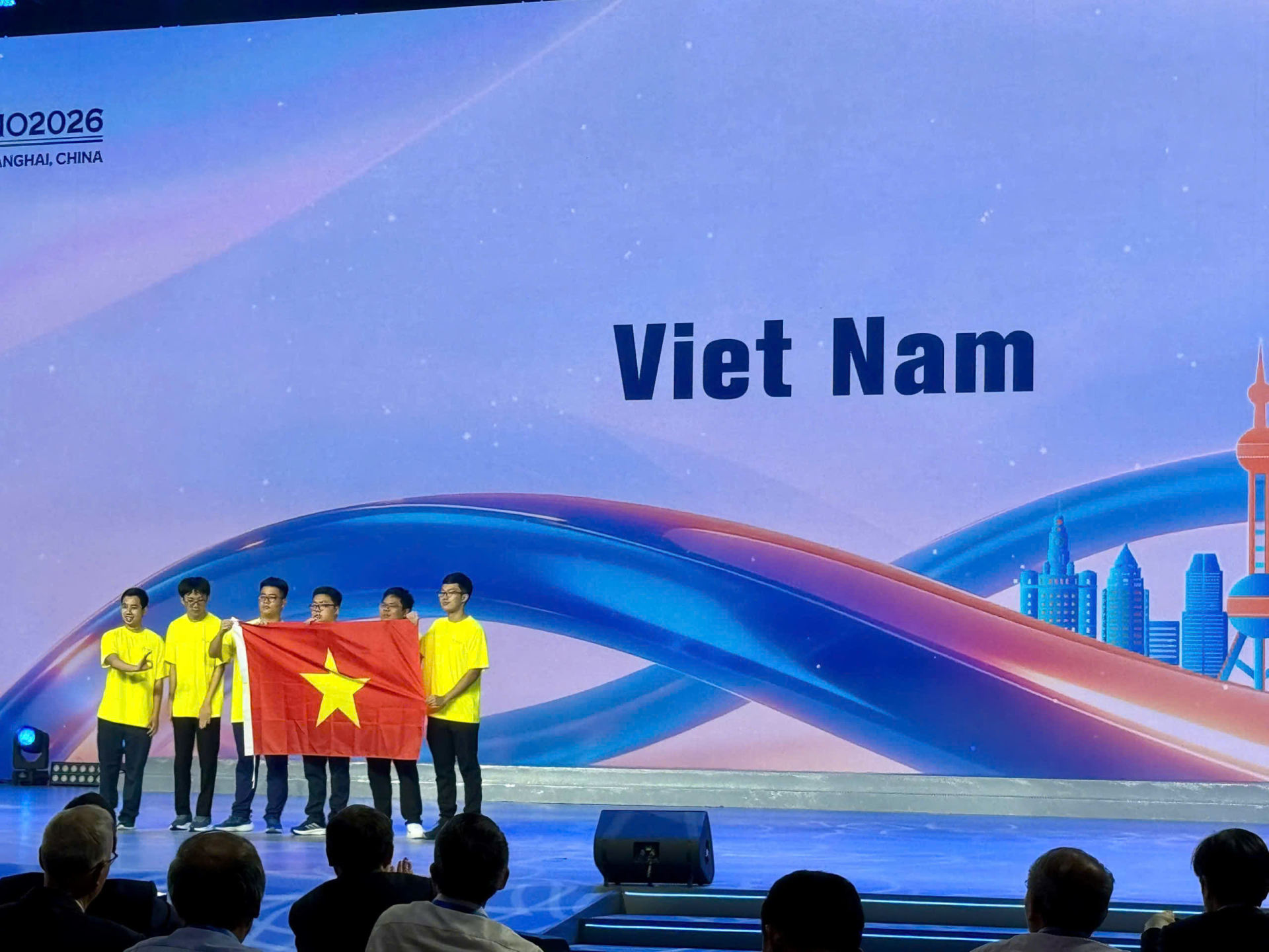 Đội tuyển Việt Nam tại Olympic Toán học quốc tế năm 2026. Ảnh: Bộ GD-ĐT