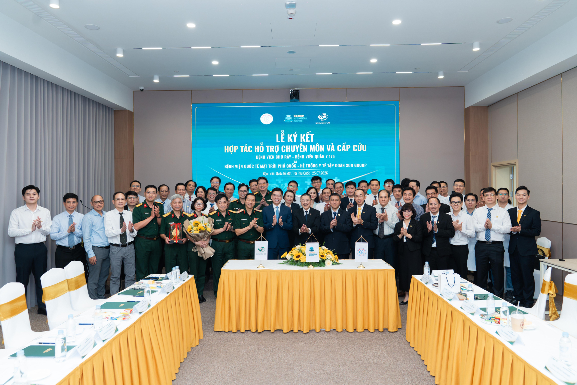 Lễ ký kết hợp tác giữa ba bệnh viện