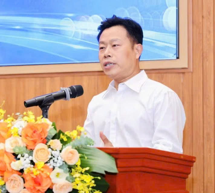 Thứ trưởng Bộ Giáo dục-Đào tạo tại hội thảo