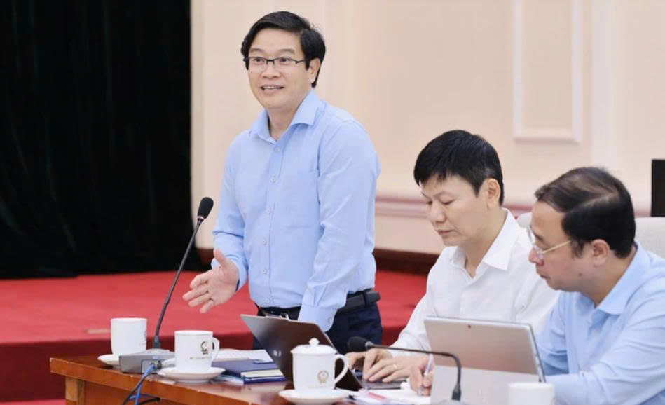 Ông Thái Văn Tài- Vụ trưởng Vụ Giáo dục phổ thông (Bộ GD-ĐT) tại hội nghị