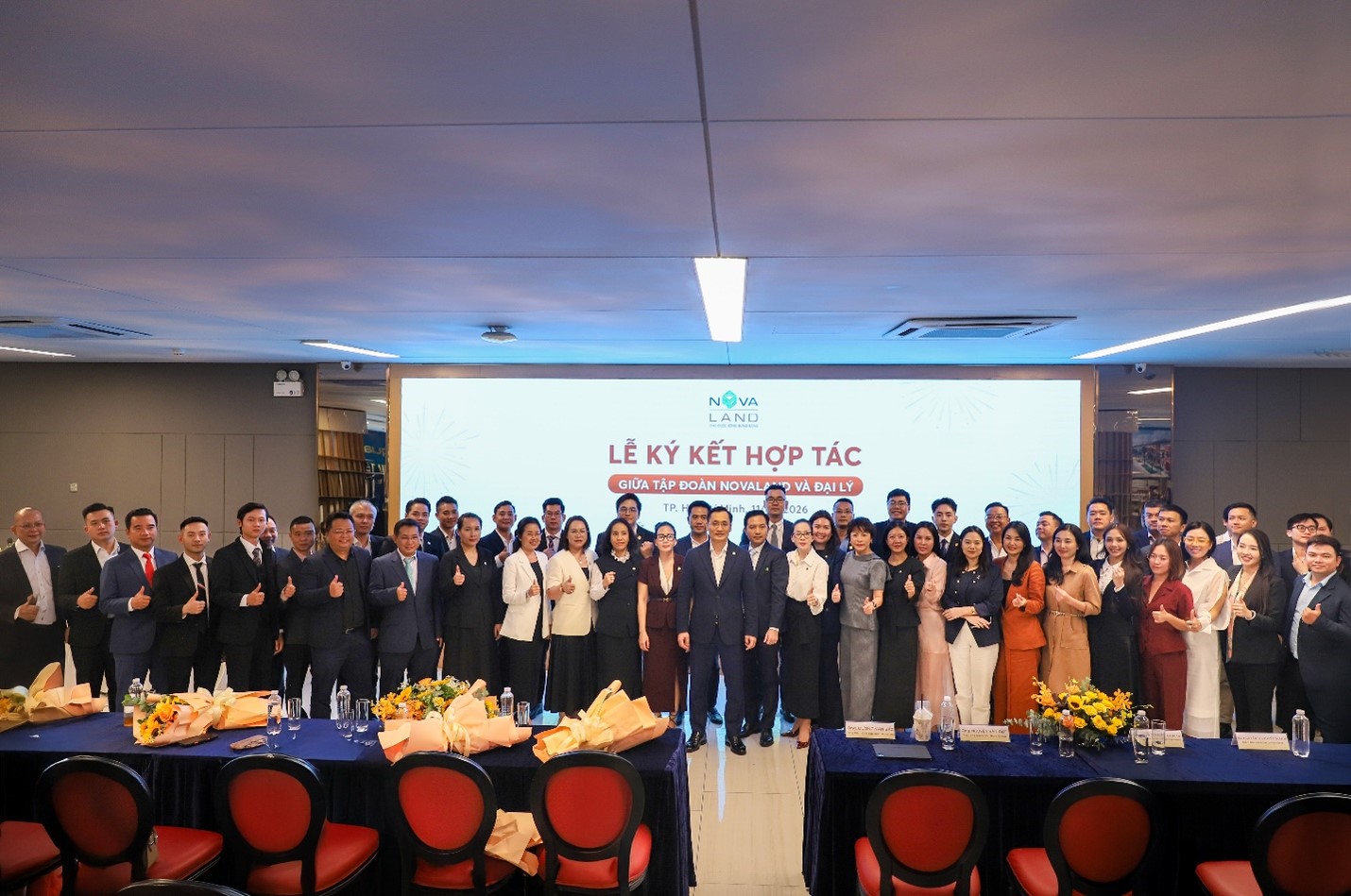 Đại diện Novaland và các đối tác đại lý phân phối thể hiện quyết tâm đồng hành, đón đầu chu kỳ tăng trưởng của thị trường bất động sản