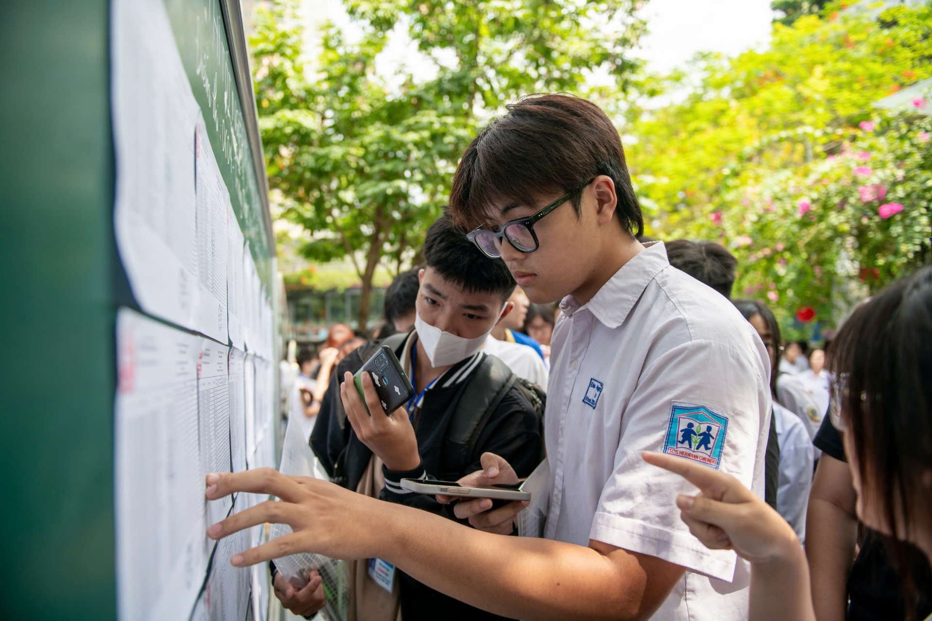 Nhiều thí sinh chọn xét tuyển vào các ngành STEM năm 2026