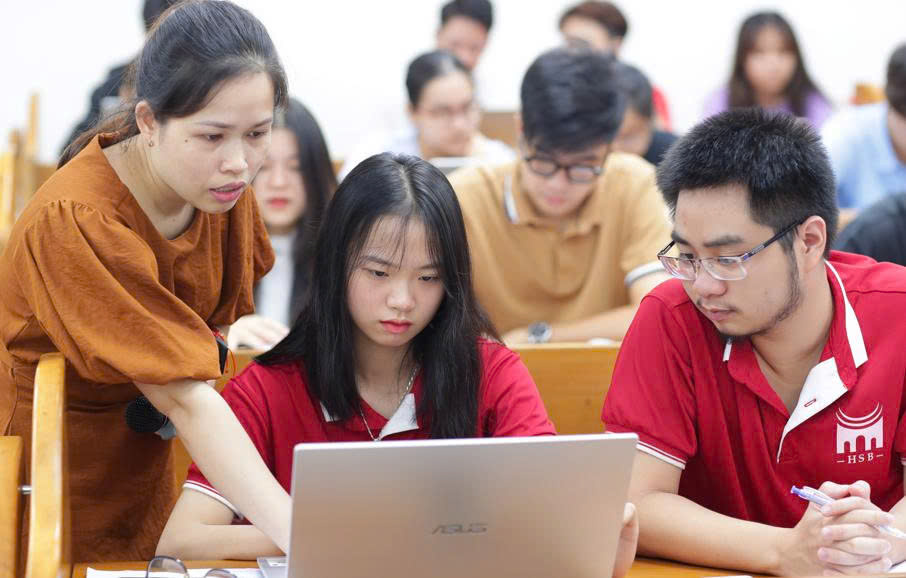 35.000 giáo viên tham gia khảo sát năng lực sử dụng tiếng Anh