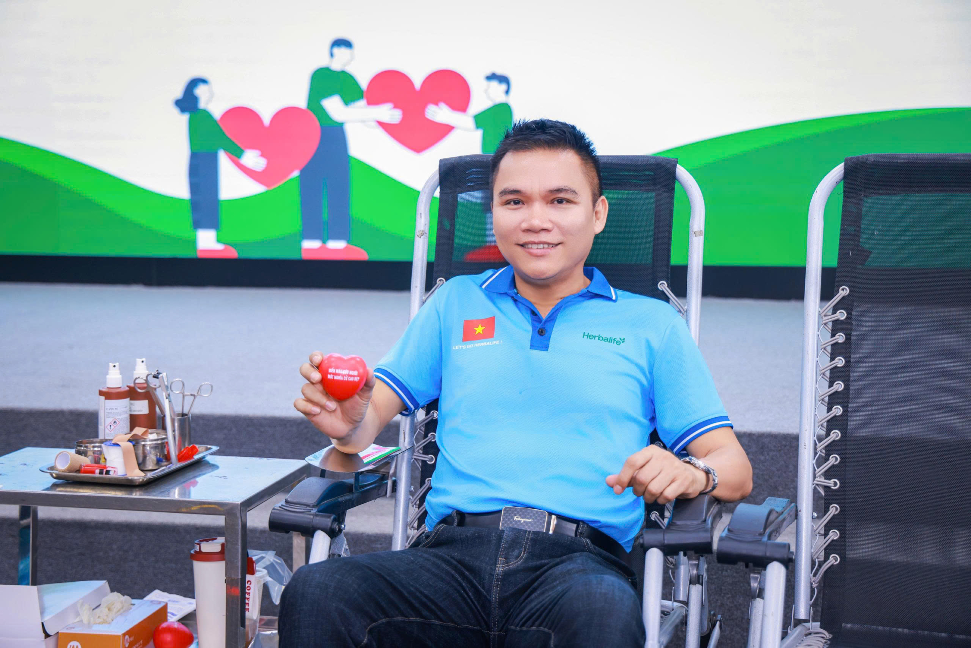 Herbalife Việt Nam tổ chức Ngày Hiến máu tình nguyện 2026 tại TP. Hồ Chí Minh và Hà Nội, tiếp nhận 183 đơn vị máu
