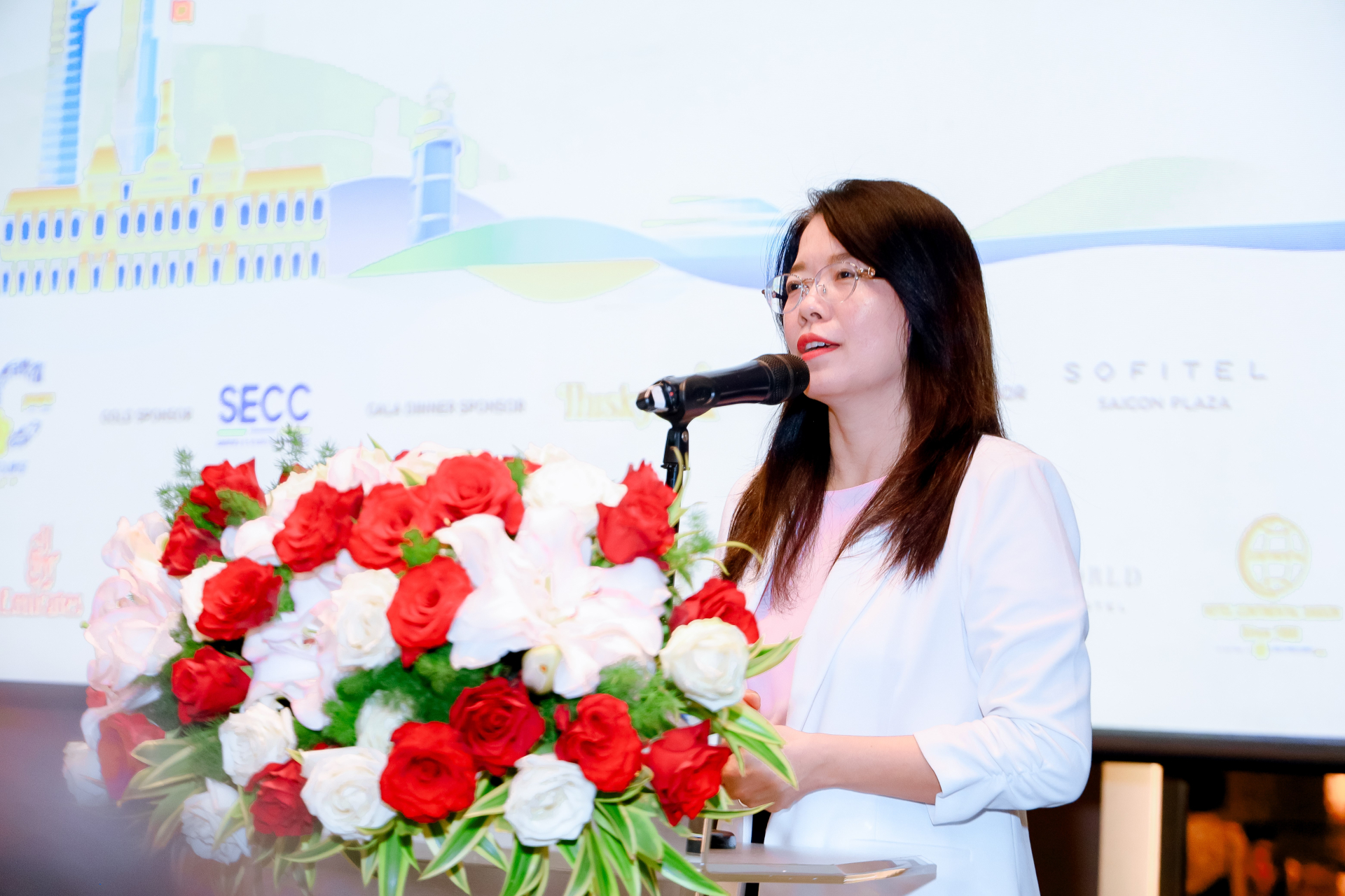 Bà Nguyễn Thị Ánh Hoa, Giám đốc Sở Du lịch TP.HCM phát biểu tại sự kiện
