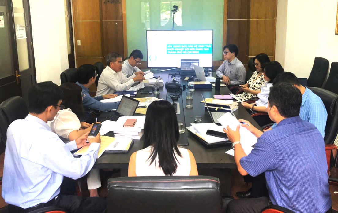 Hội đồng tư vấn nghiệm thu nhiệm vụ khoa học và công nghệ “Xây dựng Báo cáo Hệ sinh thái khởi nghiệp đổi mới sáng tạo TP.HCM” do Sở Khoa học và Công nghệ TP.HCM tổ chức. Ảnh: CESTI