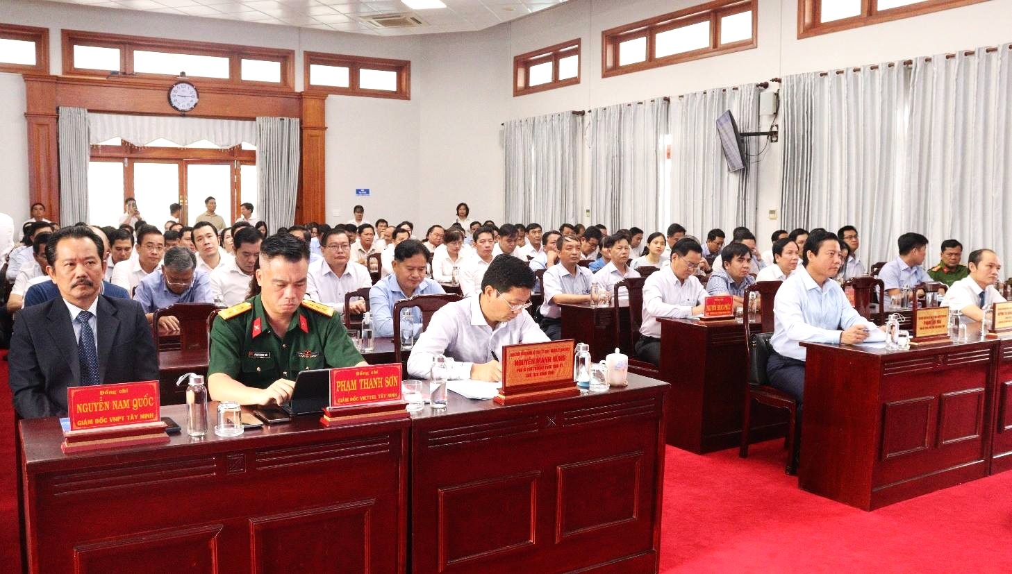 Quang cảnh hội nghị