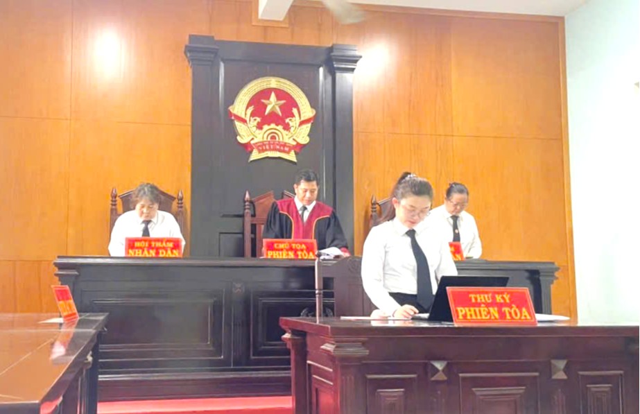 Phiên toà sơ thẩm ngày 29/9.