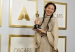 Nữ đạo diễn gốc Á gây 'chấn động' toàn cầu tại Lễ trao giải Oscars là ai?