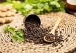 Giá tiêu thế giới tăng, trong nước đi ngang