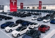 Tesla, BYD tăng giá do Trung Quốc cắt giảm 30% trợ cấp đối với xe điện