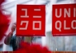 Uniqlo bảo vệ quyết định ở lại Nga