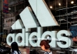 CEO Adidas: Chưa biết khi nào hãng sẽ tiếp tục hoạt động kinh doanh tại Nga
