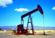 Giá xăng dầu hôm nay 25/3: Dầu Brent về dưới 120 USD/thùng 