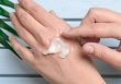 10 sản phẩm làm đẹp Bác sĩ da liễu khuyên không nên lãng phí tiền để mua
