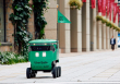 Uber Eats lần đầu giao hàng bằng robot tại Nhật Bản