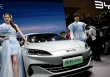 Xe điện Trung Quốc vẫn 'đè bẹp' Tesla về giá cả tại Mỹ dù bị áp thuế 100%