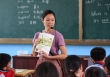 Viết 1 câu về chuyện 'phong bì', cô giáo ở TP.HCM nhận về bão tranh luận: Đi dạy cứ để ý chuyện 'bồi dưỡng' làm gì?