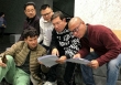 Rộ ảnh Công Lý đọc kịch bản cùng các nghệ sĩ Táo Quân, 'Cô Đẩu' trở lại trong dịp Tết 2024? 